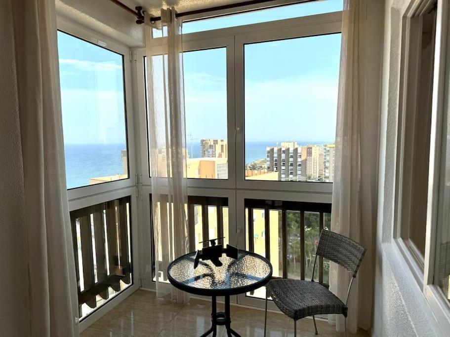 Campoamor Edificio Rhin Apartment