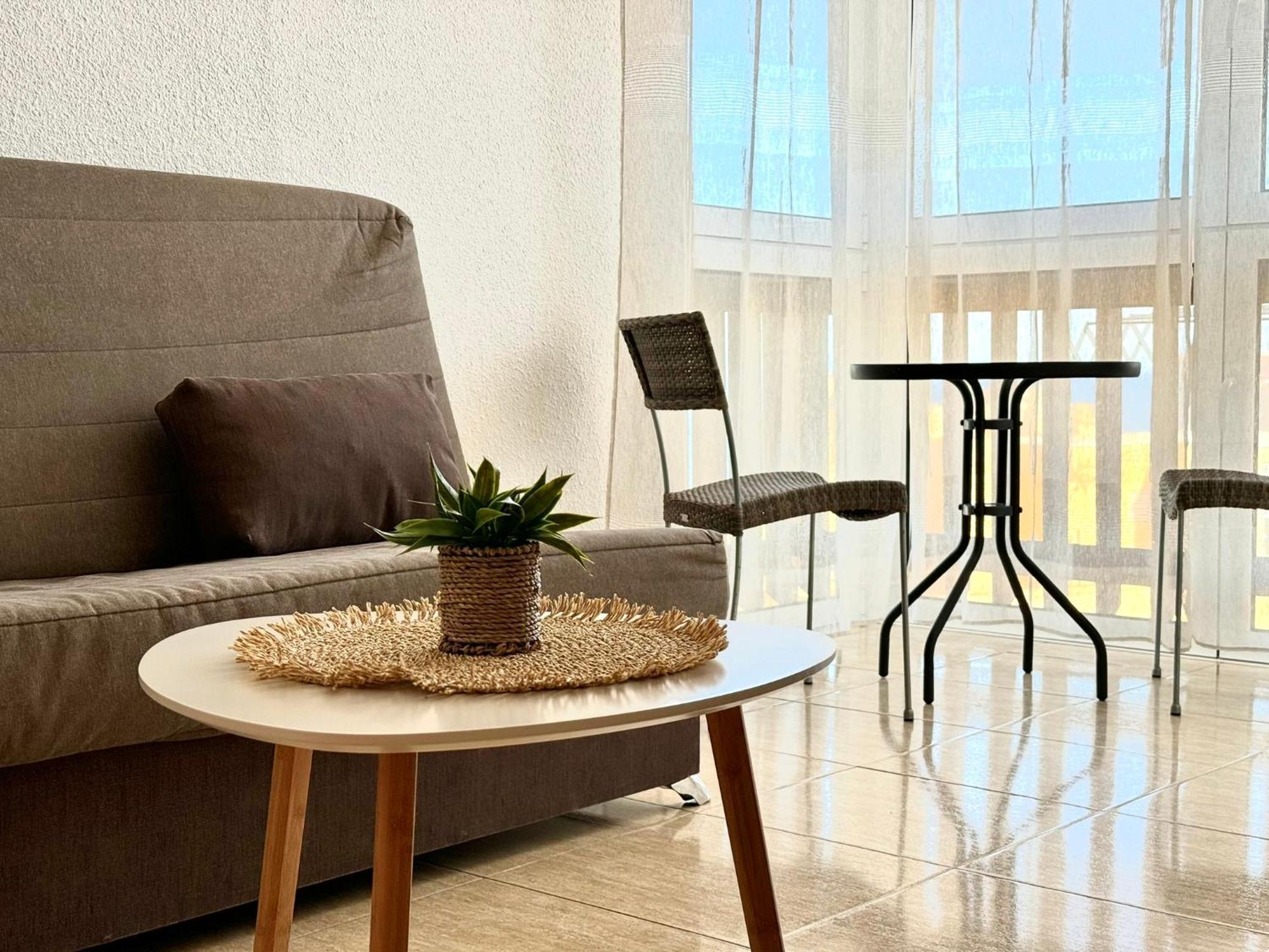 Campoamor Edificio Rhin Apartment